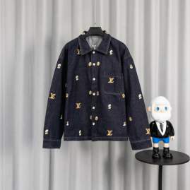 Picture of LV Sweater Suits _SKULVsz46-52sz30-36aztxC137C13841241